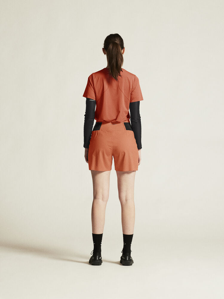 Laden Sie das Bild in Galerie -Viewer, {Lady Pro Trail Tee