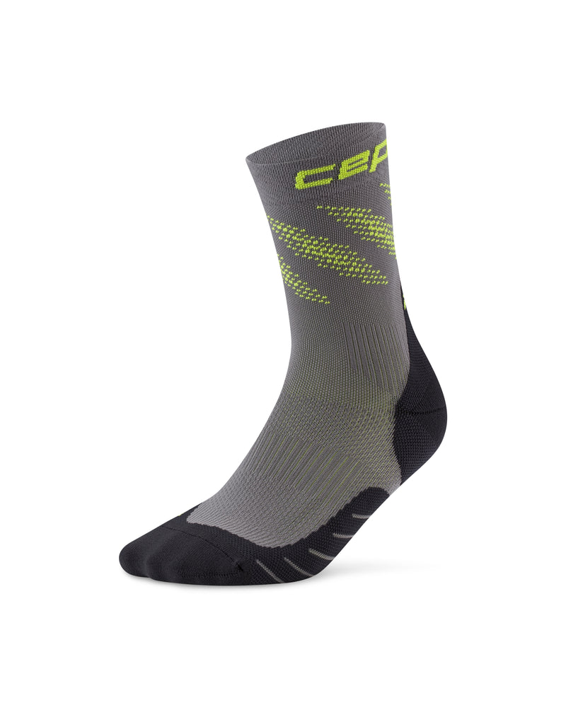 Laden Sie das Bild in Galerie -Viewer, {The Run Edt. Elliptic Socks Mid Cut Men