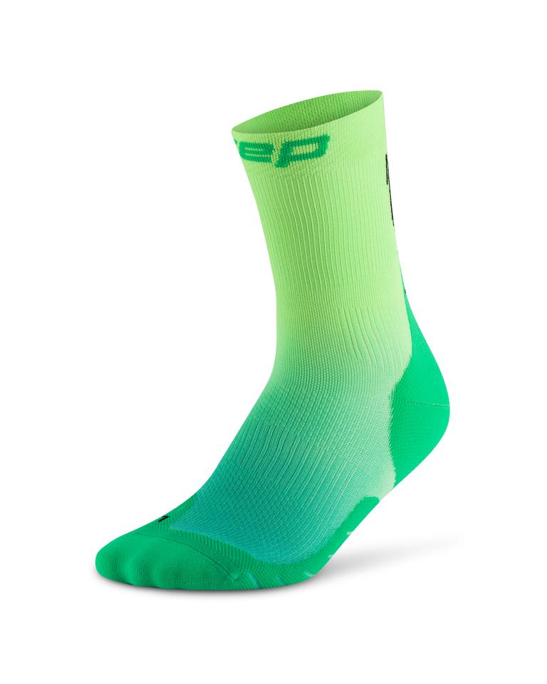 Laden Sie das Bild in Galerie -Viewer, {The Run Compressions Socks Mid Cut Men