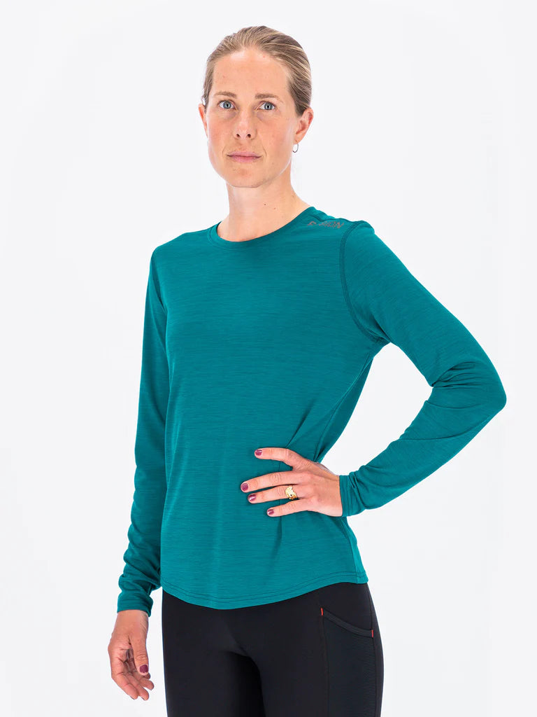 Laden Sie das Bild in Galerie -Viewer, {Women C3 LS Shirt