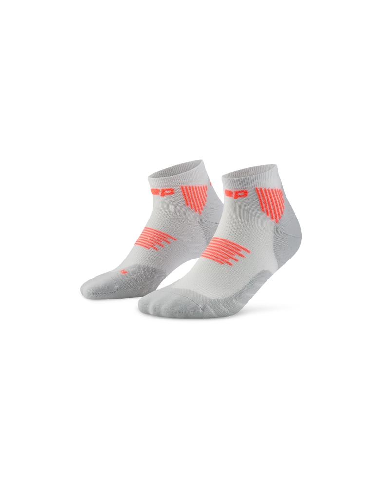 Laden Sie das Bild in Galerie -Viewer, {The Run Compressions Socks Low Cut Men