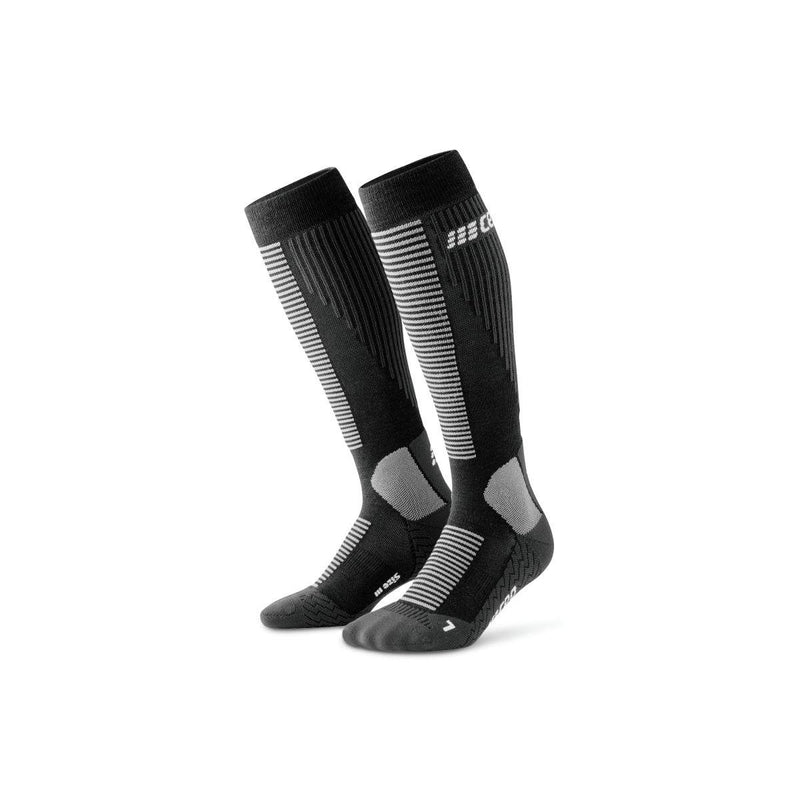 Laden Sie das Bild in Galerie -Viewer, {Cold Weather Tall Socks Women