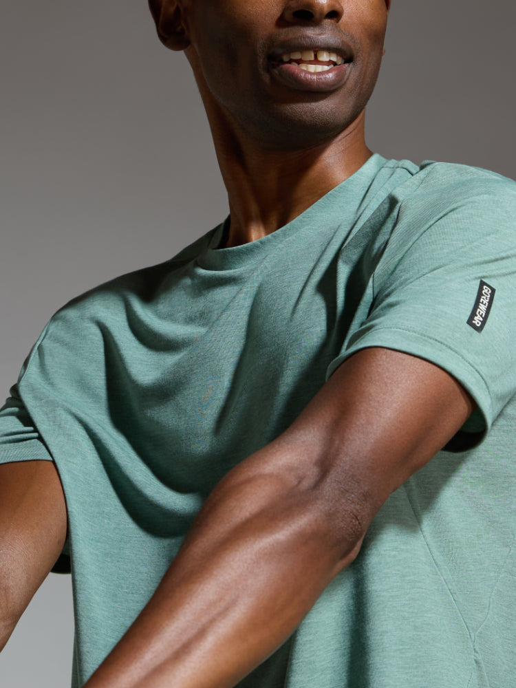 Laden Sie das Bild in Galerie -Viewer, {Training Tee