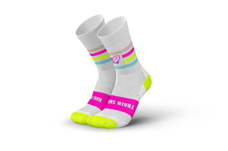 Laden Sie das Bild in Galerie -Viewer, {Ultralight Kickass V3 Canary Pink