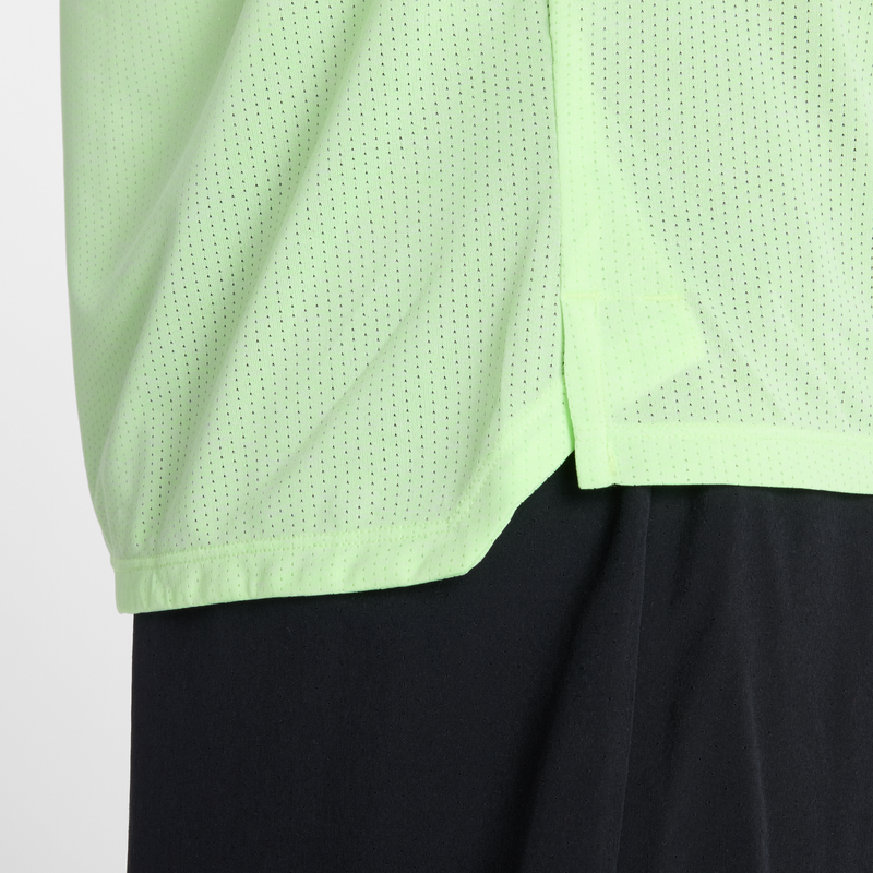 Laden Sie das Bild in Galerie -Viewer, {Athletic T-Shirt