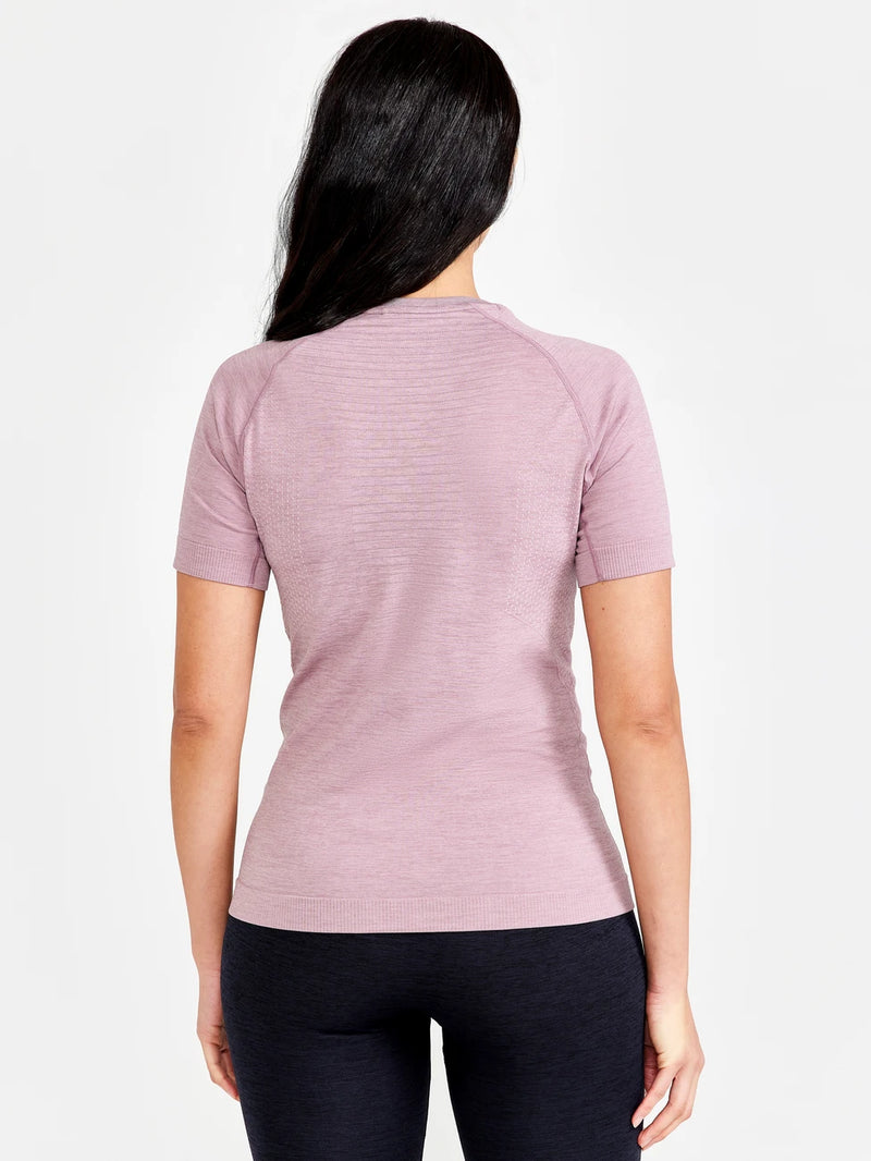 Laden Sie das Bild in Galerie -Viewer, {Lady Core Dry T-Shirt
