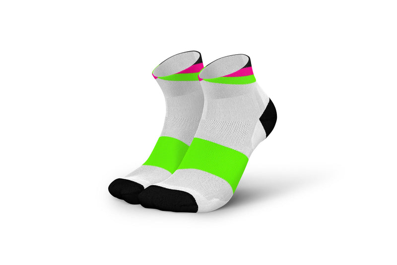 Laden Sie das Bild in Galerie -Viewer, {Ultralight Apex Short Black Green
