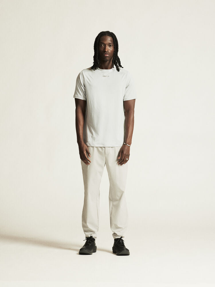 Laden Sie das Bild in Galerie -Viewer, {Essence Tee
