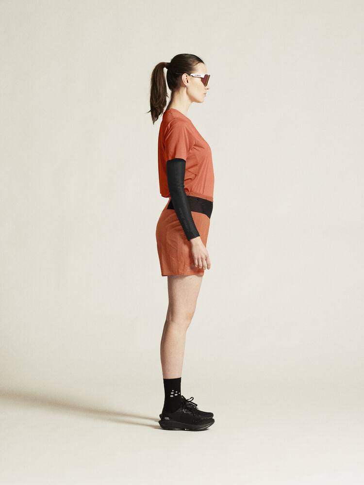 Laden Sie das Bild in Galerie -Viewer, {Lady Pro Trail Tee
