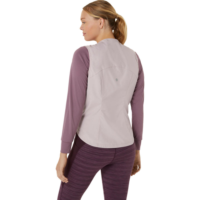 Laden Sie das Bild in Galerie -Viewer, {Lady Nagino Run Padded Gilet
