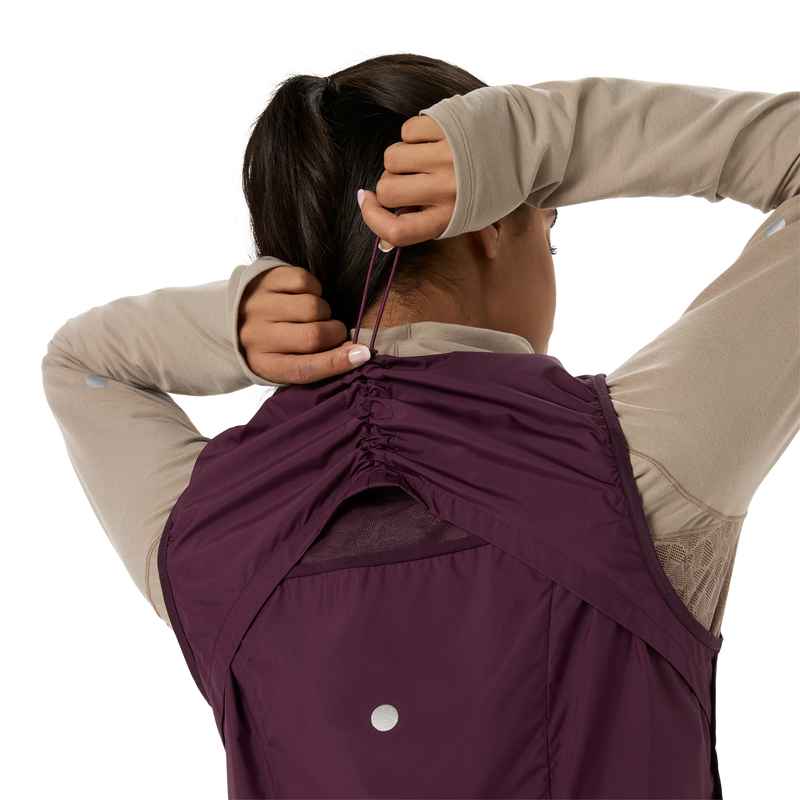 Laden Sie das Bild in Galerie -Viewer, {Lady Nagino Run Padded Gilet
