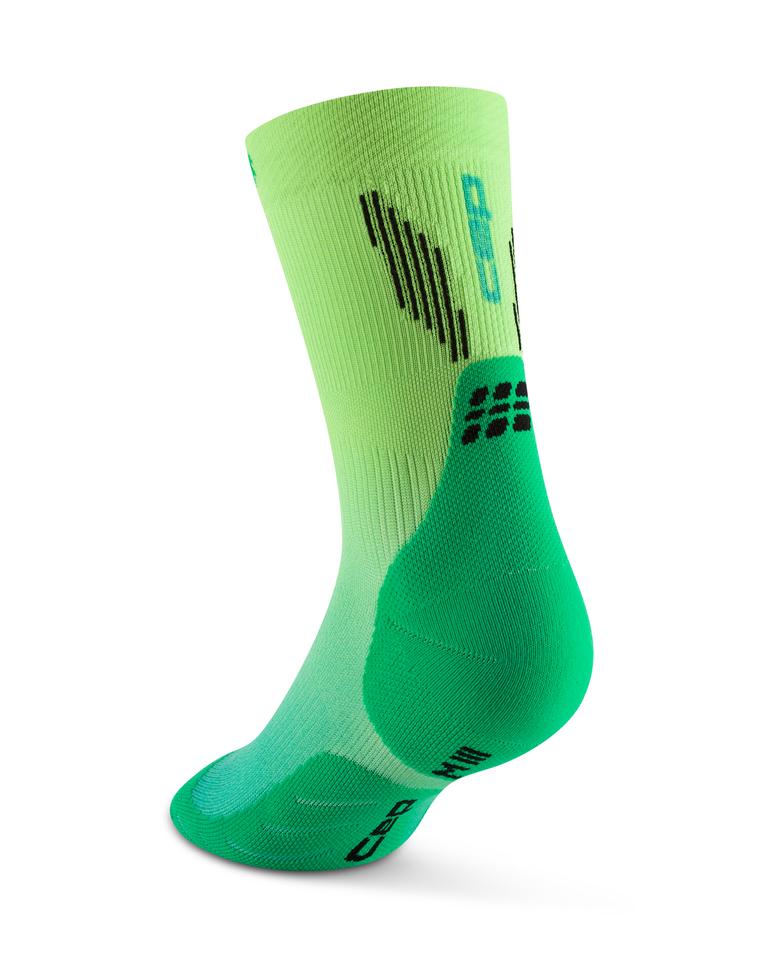 Laden Sie das Bild in Galerie -Viewer, {The Run Compressions Socks Mid Cut Men
