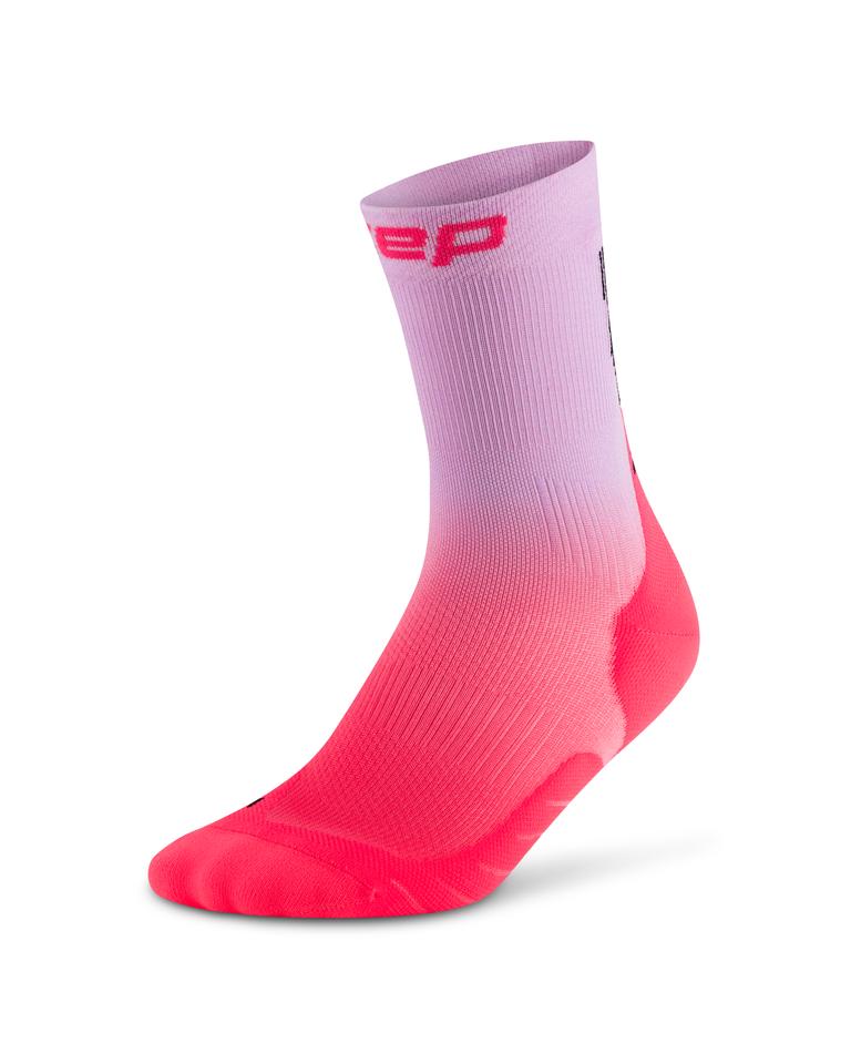Laden Sie das Bild in Galerie -Viewer, {The Run Compressions Socks Mid Cut Women
