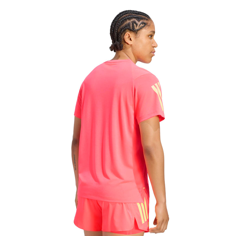 Laden Sie das Bild in Galerie -Viewer, {Berlin 26 Marathon Shirt w
