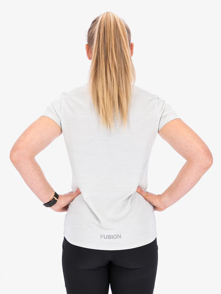 Laden Sie das Bild in Galerie -Viewer, {Lady C3 T-Shirt

