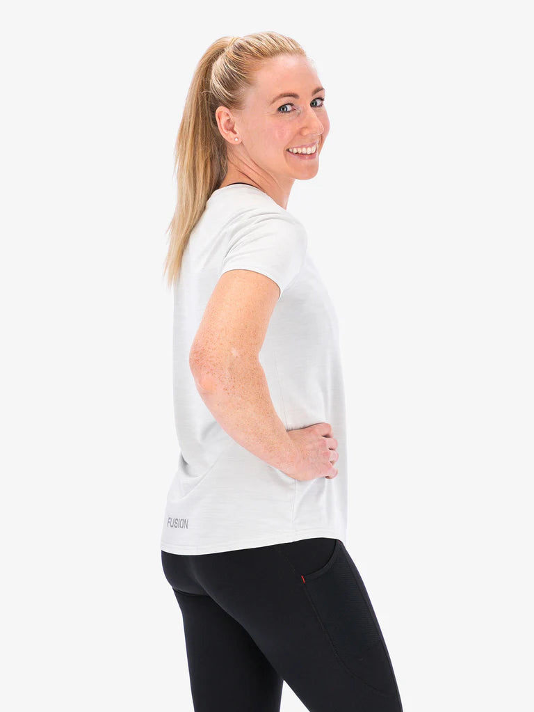 Laden Sie das Bild in Galerie -Viewer, {Lady C3 T-Shirt
