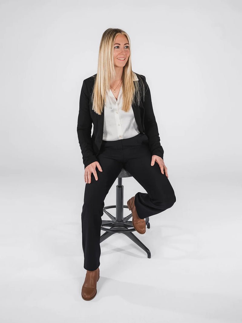 Laden Sie das Bild in Galerie -Viewer, {Lady Urban Pants
