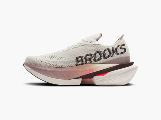 Lady Hyperion Max 4