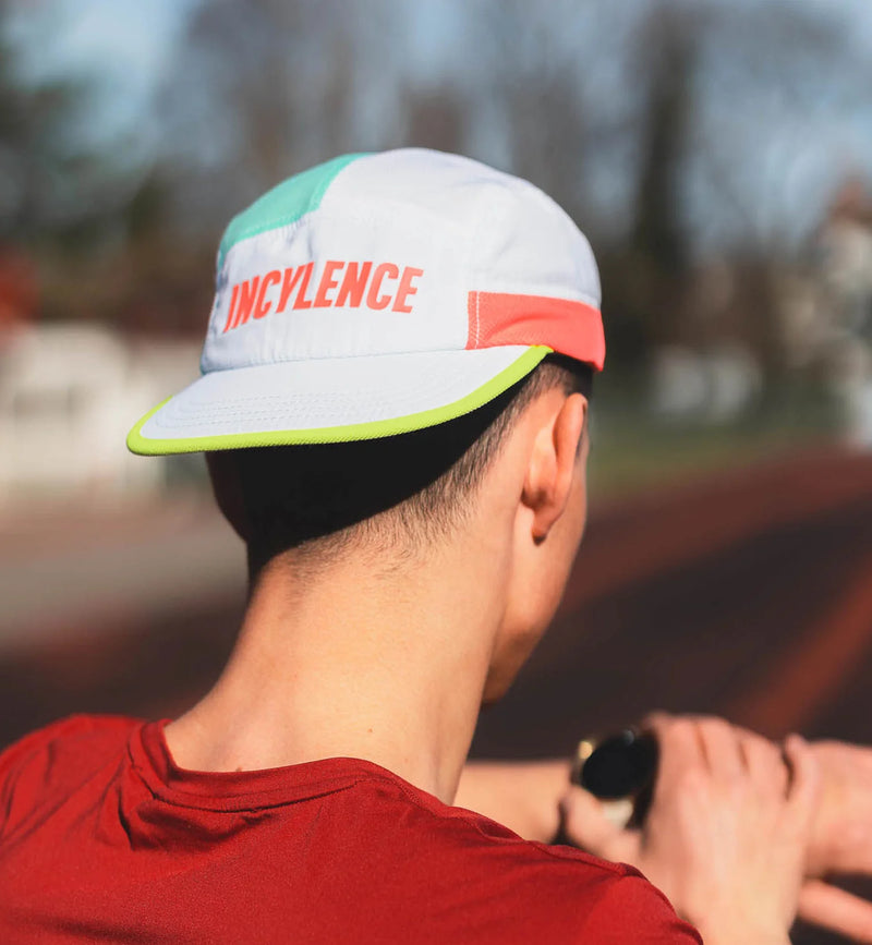 Laden Sie das Bild in Galerie -Viewer, {Running Cap Signature
