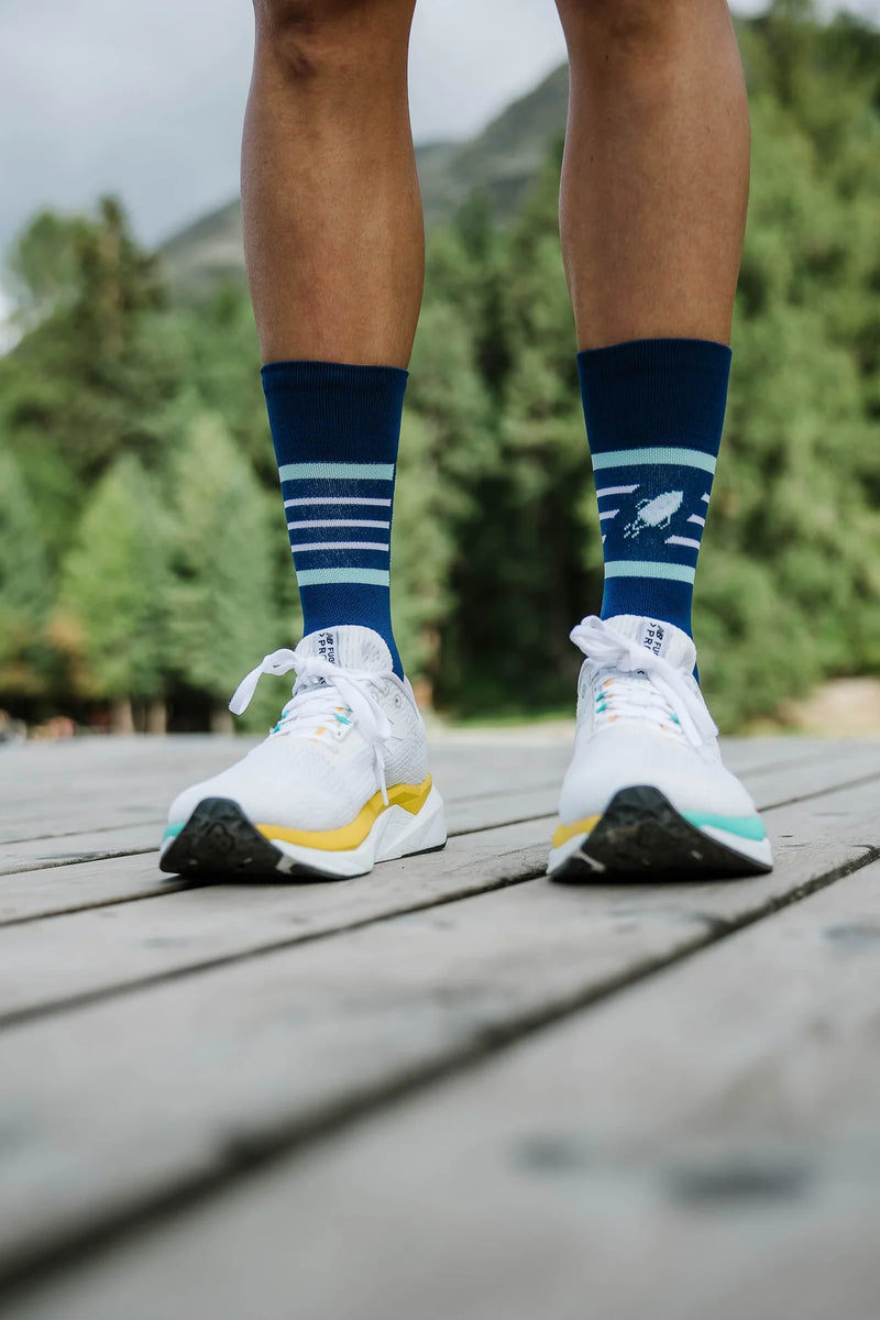 Laden Sie das Bild in Galerie -Viewer, {Ultralight Kickass V2 Navy Mint
