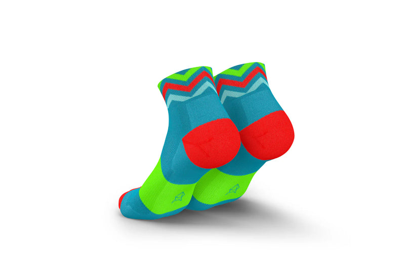 Laden Sie das Bild in Galerie -Viewer, {Ultralight Waves Short Cyan Green
