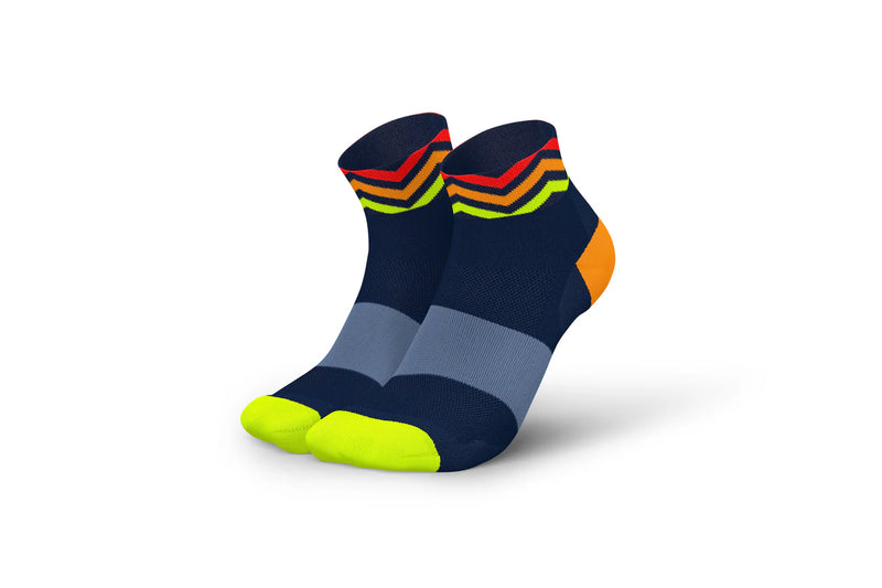 Laden Sie das Bild in Galerie -Viewer, {Ultralight Waves Short Navy Orange
