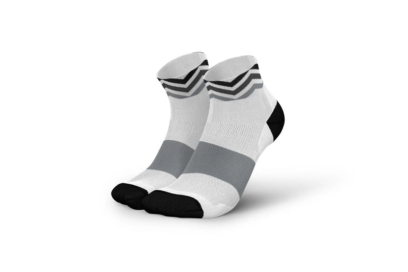Laden Sie das Bild in Galerie -Viewer, {Ultralight Waves Short White
