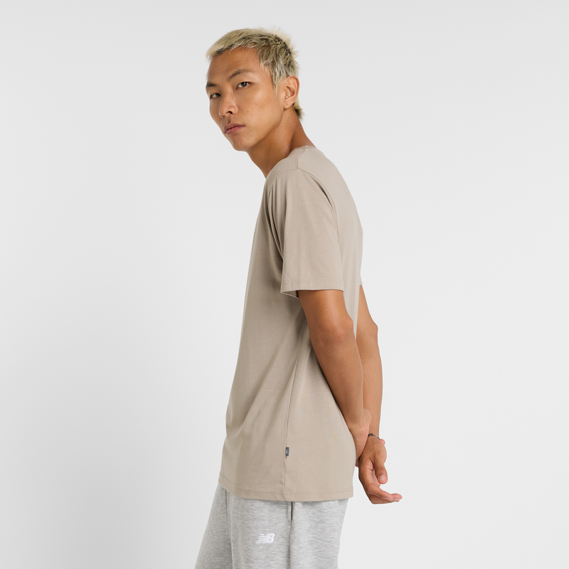 Laden Sie das Bild in Galerie -Viewer, {Heathertech Linear T-Shirt
