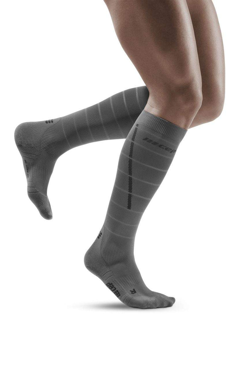 Laden Sie das Bild in Galerie -Viewer, {Reflective Compression Socks
