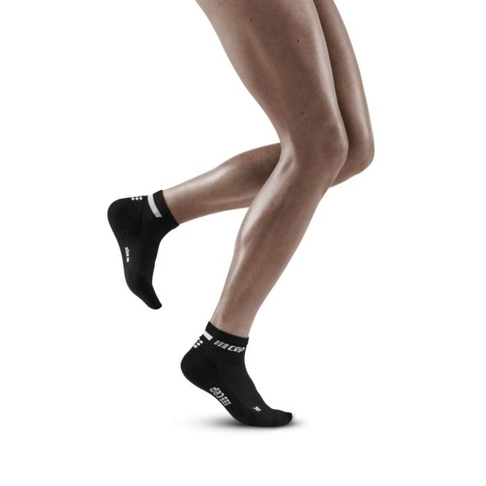 Laden Sie das Bild in Galerie -Viewer, {The Run Compressions Socks Low Cut Women
