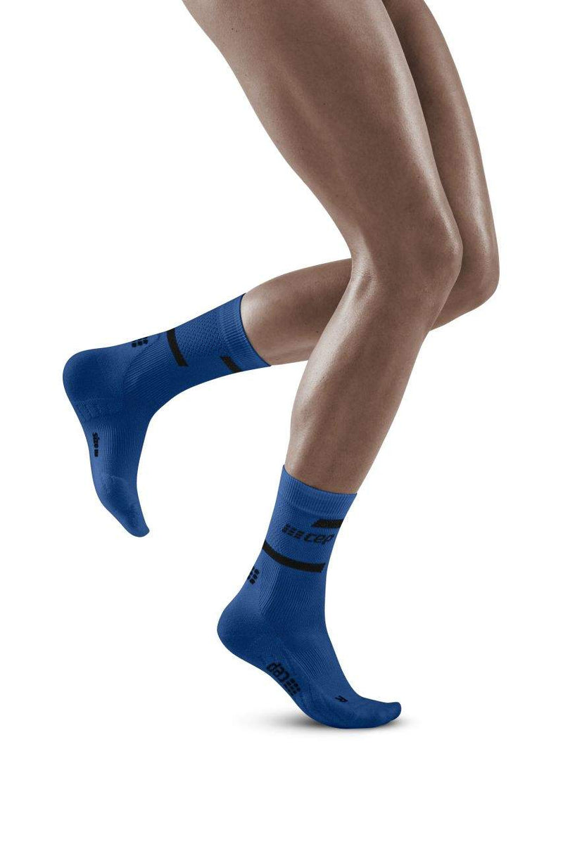 Laden Sie das Bild in Galerie -Viewer, {The Run Compressions Socks Mid Cut Women
